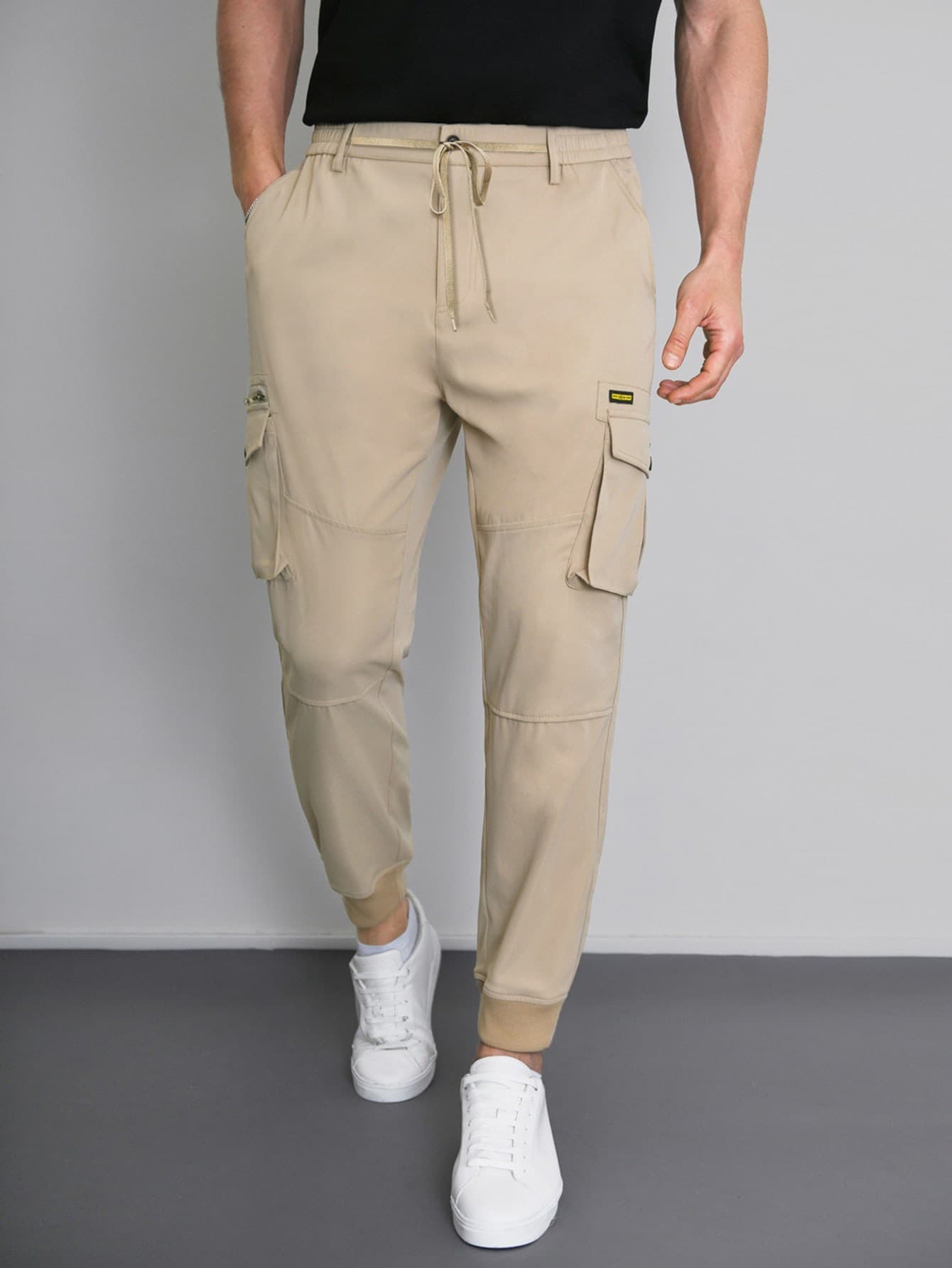 Manfinity Men Drawstring Waist Flap Pocket Cargo Trousers - Khaki - View 1