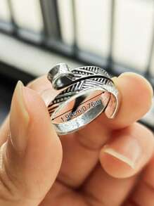 1pc Iron Alloy Crochet Finger Ring, DIY Crochet Ring, Small Knitting Tool For DIY Knitting - Silver - View 4