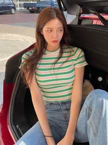 DAZY Gestreiftes Crop T-shirt