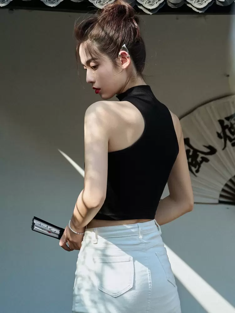 Solid Mandarin Collar Crop Tank Top
