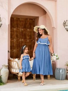 SHEIN Niñas 1 pieza Vestido de hombros descubiertos ribete con fruncido bajo con fruncido - Azul - Ver 2