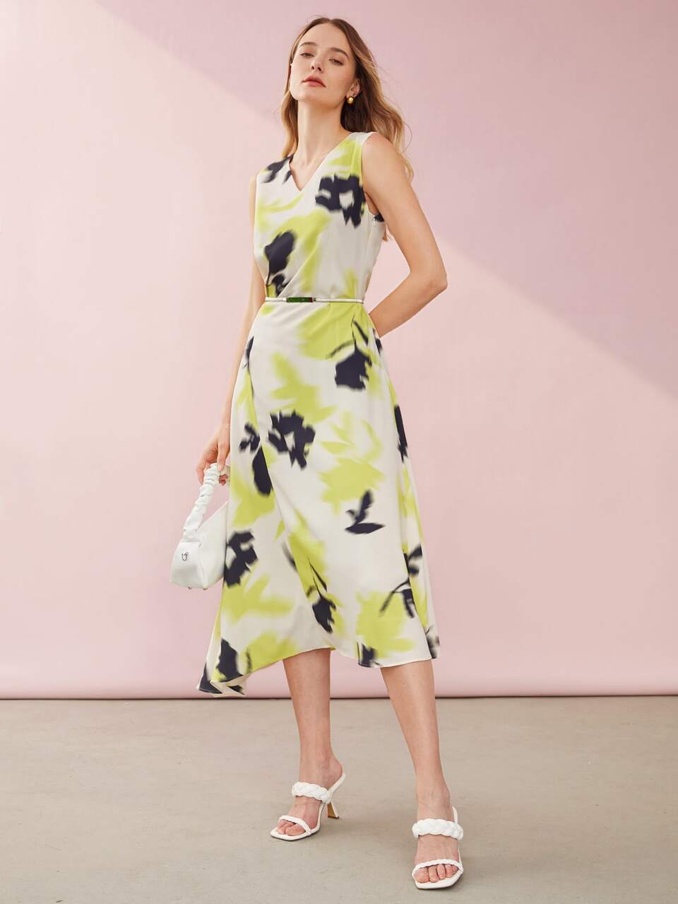 MOTF ASYMMETRIC FLORAL DRESS WITHOUT BELT