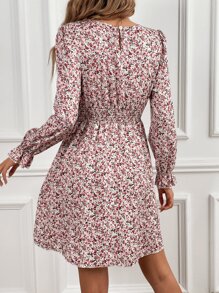 RueChic 碎花荷葉袖洋裝