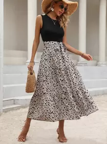 SHEIN VCAY Vestido con cinturón con estampado de dibujo bajo con fruncido - Multicolor - Ver 1