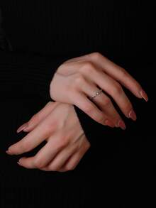 方晶鋯石裝飾銀婚戒適合女士新娘婚禮精細首飾類