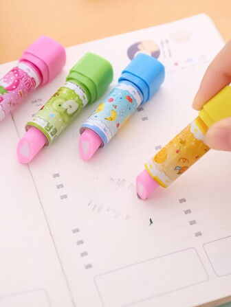 2pcs Fruit Pattern Random Eraser