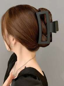 Móng vuốt tóc - màu đen - Xem 1