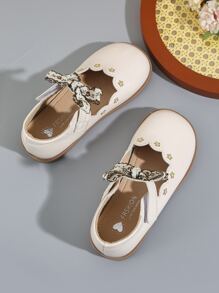 女孩花卉刺繡貝殼邊蝴蝶結裝飾瑪麗珍學院戶外平底鞋