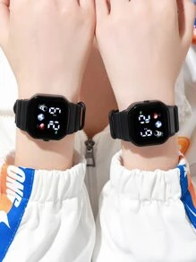 2pcs/Set Kids' Square Football & Heart Shaped Digital LED Wrist Watch, Affordable Price, Suitable For Students, Fashionable Electronic Watch For Daily Life, School, Party, Travel, Also A Perfect Birthday Gift For Boys And Girls - Black - View 3