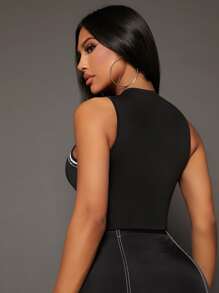 SHEIN SXY 字母圖案破洞短款背心 - 黑色 - 查看 2