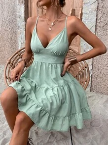 SHEIN Holidaya 纯色分层下摆系带吊带连衣裙 女式度假海滩装