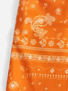 SHEIN 男孩佩斯利絲巾圖案短褲 - 彩色 - 查看 3