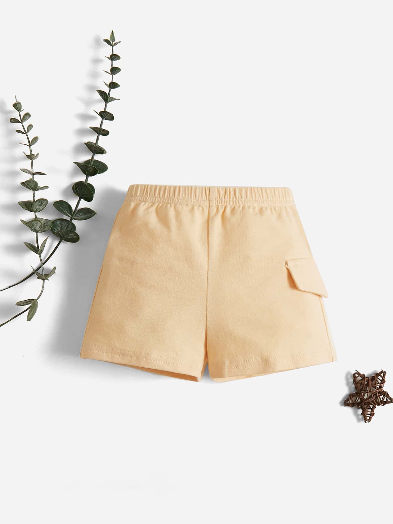 SHEIN 男婴童翻蓋細節素色短褲 - 卡其色 - 查看 1