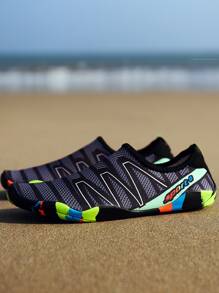 Sporty Sneakers For Men, Striped Pattern Creek Shoes