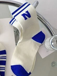 Men Letter Graphic Crew Socks - White - View 3