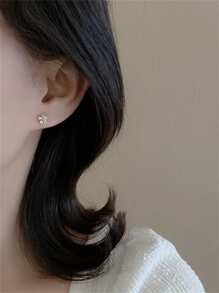 CHOSHILAR Cubic Zirconia Flower Stud Earrings Valentines - Multicolor - View 3