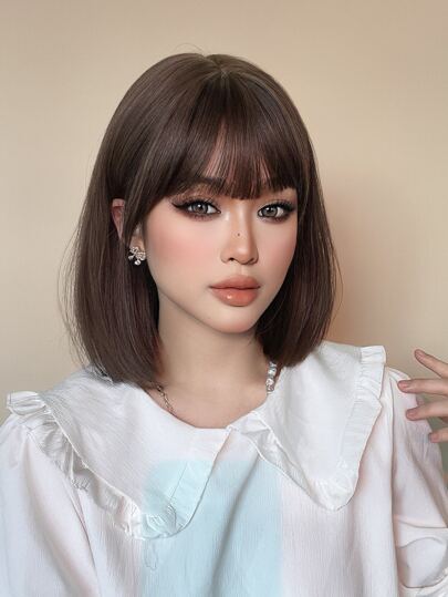 1 Piece Synthetic Heat-Resistant Hairpiece In Cool Brown Short Hair Bobo Wig With Bangs , 12 Inches Long, Made From Fiber, Suitable For Daily Use, Natural And Realistic Hairpiece.