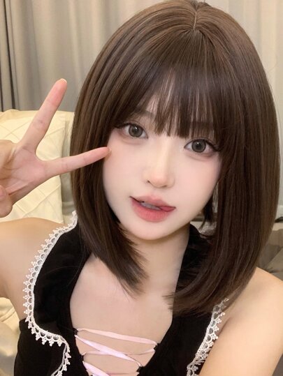 1pc Synthetic Heat-resistant Short Bob Wig With Bangs In Cool Brown Color, 12 Inches Long, Made With Fiber, Suitable For Daily Wear, Natural And Realistic Look