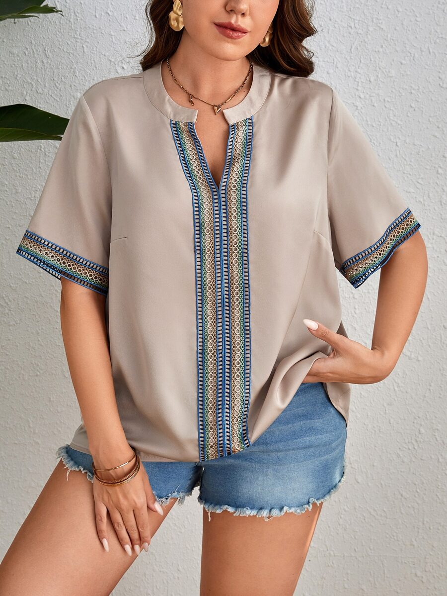 SHEIN Clasi Plus Contrast Tape Notched Neck Blouse - Apricot - View 1