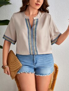 SHEIN Clasi Plus Contrast Tape Notched Neck Blouse - Apricot - View 4