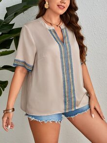 SHEIN Clasi Plus Contrast Tape Notched Neck Blouse - Apricot - View 5