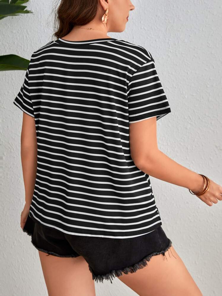 SHEIN LUNE Plus Striped Print V Neck Tee - Black and White - View 2
