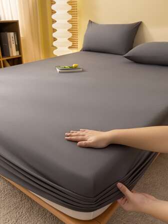 1pc Solid Color Fitted Sheet, Minimalist Fabric Fitted Bottom Sheet For Bedroom