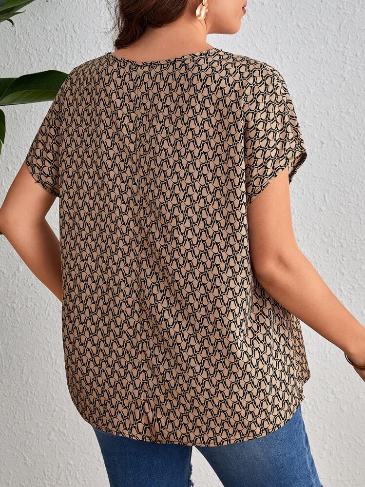 SHEIN LUNE Plus Allover Print Batwing Sleeve Blouse - Khaki - View 2