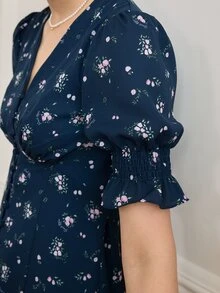 Simple Retro 碎花泡泡袖荷葉邊洋裝 - 藏蓝色 - 查看 7
