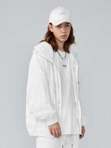 Hombres Cazadora con parche de letra de manga raglán con capucha