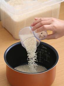 1入組隨機米勺帶刻度卡通創意多功能2合1米量杯適用於廚房