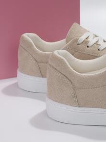 女士極簡仿麂皮前綁帶運動鞋