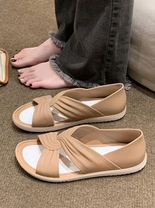 Flat Sandals For Women, Versatile Fairy Style, Fashion Non-Slip Plastic Beach Waterproof Lightweight Shoes, Summer