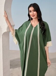 Al Najma 蕾絲拼接蝙蝠袖土耳其長袍 - 綠色 - 查看 5