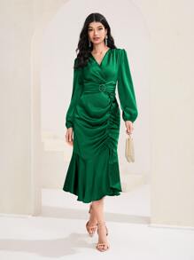 Modelyn Vestido con cinturón de cuello cruzado fruncido bajo con fruncido