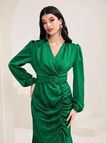 Modelyn Vestido con cinturón de cuello cruzado fruncido bajo con fruncido