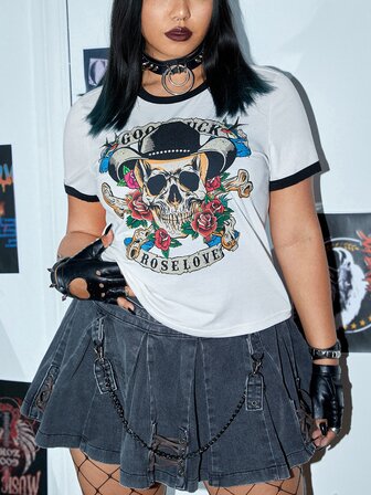 Plus Skull & Letter Graphic Contrast Binding Tee