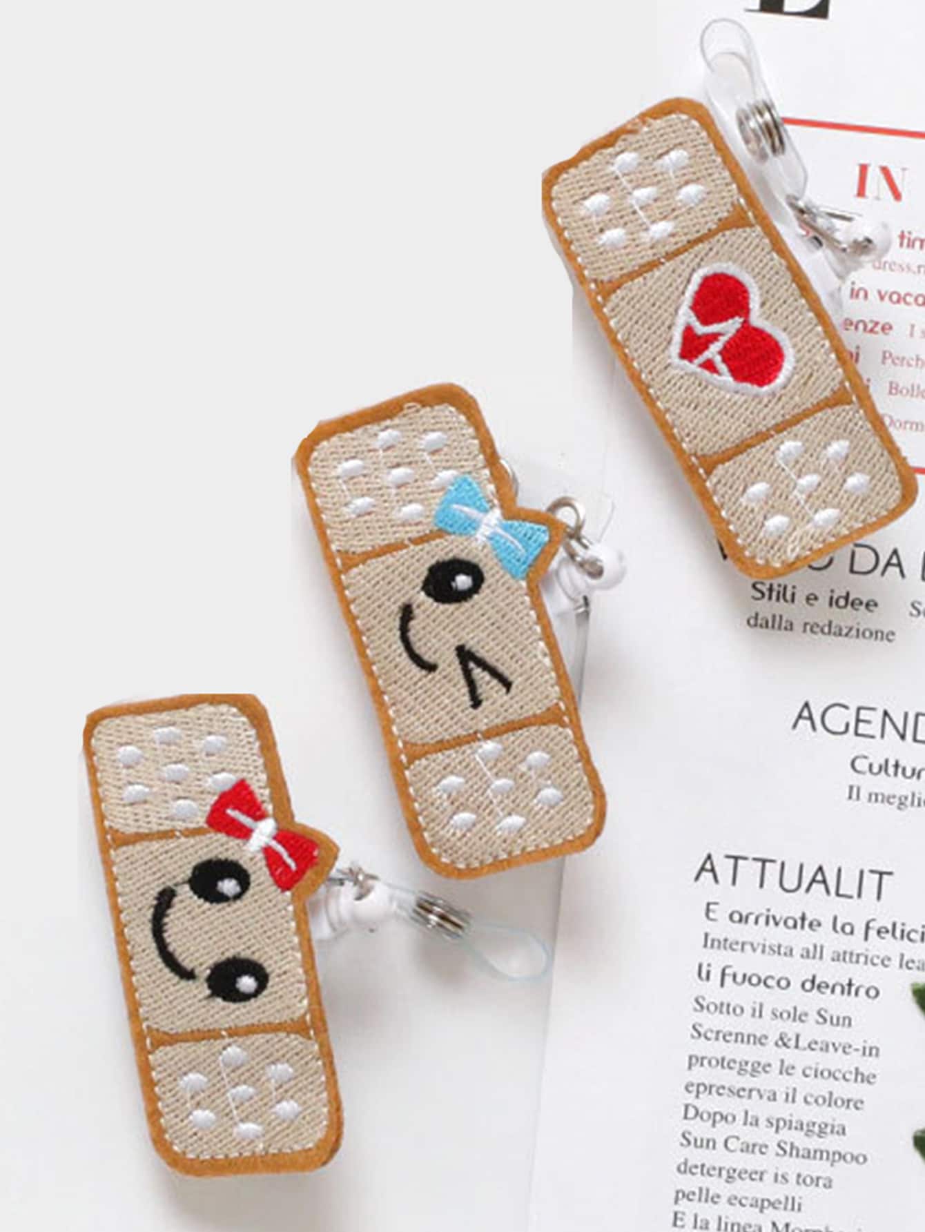 1入組隨機卡通卡扣飾 - 彩色 - 查看 1