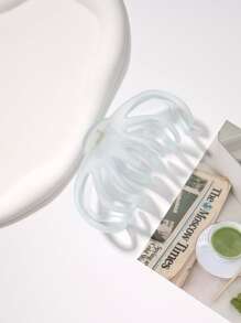 Minimalist Hair Claw - Baby Blue - View 1