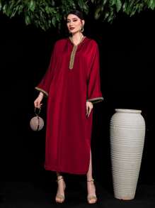 Al Najma Contrast Tape Split Hem Hooded Dress - Red - View 5