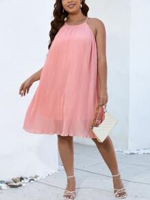 SHEIN Clasi 大碼素色褶皺繞頸吊帶連衣裙 - 粉色 - 查看 3