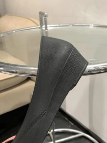 时尚厚底坡跟一脚蹬鞋，时尚女士休闲果冻鞋，防滑透气软底工作平底鞋