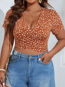 SHEIN VCAY Plus Ditsy Floral Print Crop Tee - Multicolor - View 4