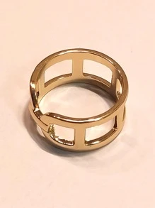 Hollow Out Scarf Buckle Ring - Gold - View 2