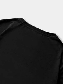 ROMWE MEN Street Life Men Car & Letter Graphic Tee & Shorts, School - Black - View 4