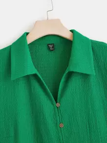 SHEIN EZwear Plus Textured Button Front Tee