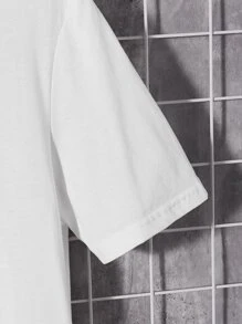 Manfinity RebelGame Hombres Camiseta con estampado de dibujos animados - Blanco - Ver 4