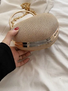 New Classic Luxury Style Women's Evening Bag Fashionable Solid Color Chain Heart-Shaped Handbag Portable Versatile Elegant Shoulder Crossbody Bag Can Hold Lipstick Change Mobile Phone Suitable For Parties Dinner Dance Wedding.