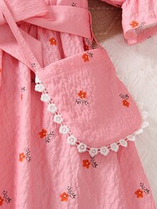 小女童碎花荷葉袖繫腰帶洋裝附包