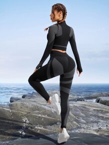 Easithlete Seamless Striped Thumb Holes Sports Jacket & Leggings - Black - View 3